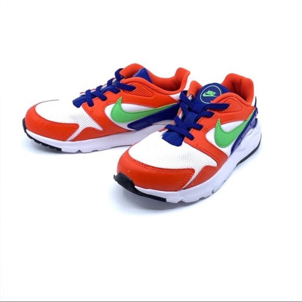 Boys Nike LD Victory Orange Blue Green Size 6